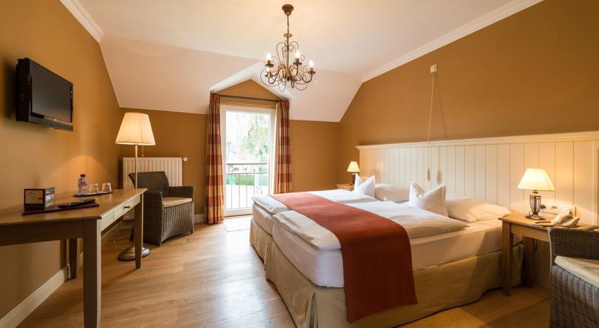 Hotel Eifelland Bütgenbach Zimmer foto